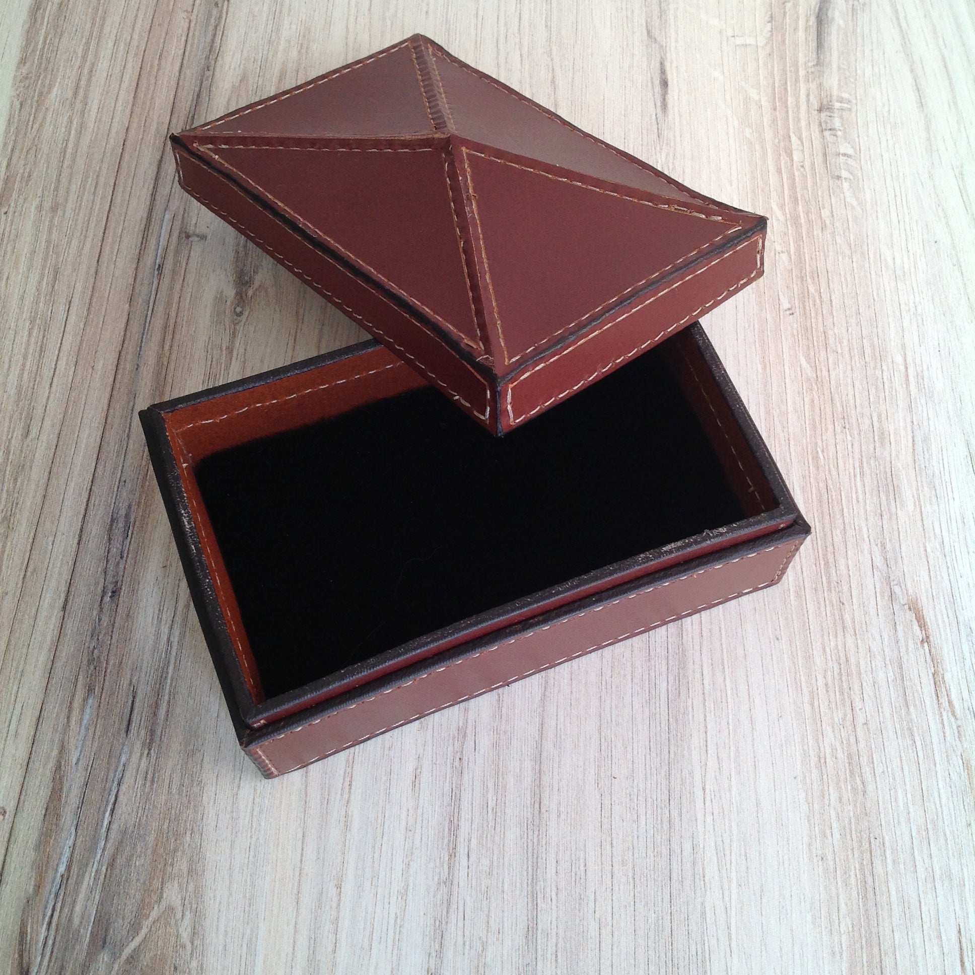 Rectangle Box with Peaked Lid